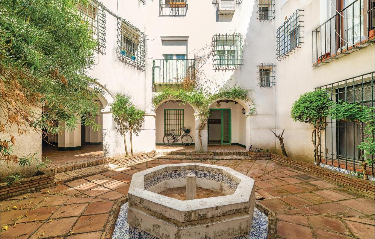 Beautiful Apartment In Cordoba With Kitchenette エクステリア 写真